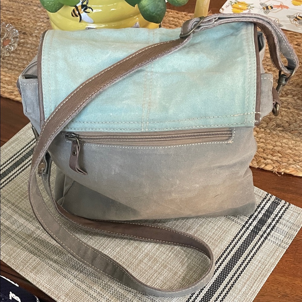 Myra bag leather Blue and Gray Star cross body bag - Picture 2 of 3